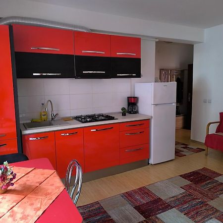 Apartament Maria Floresti  Luaran gambar